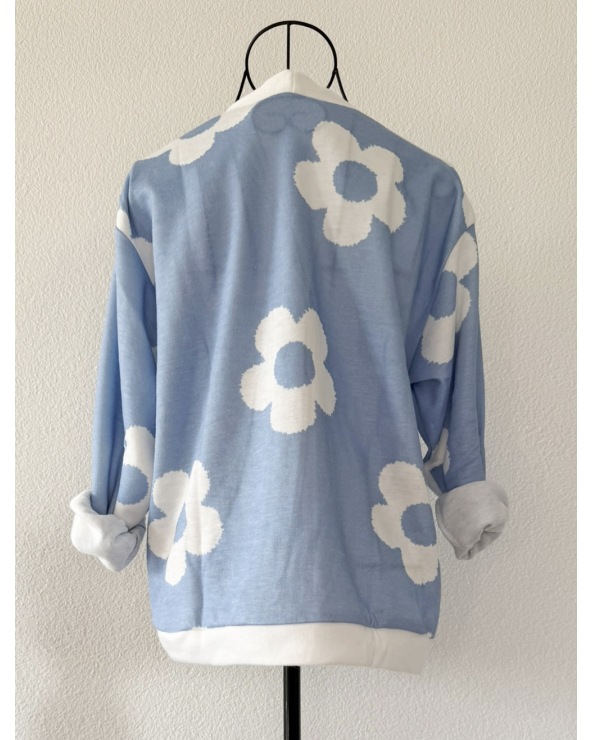 Strickjacke Schilo Jolie - Blumen - Blau/Creme